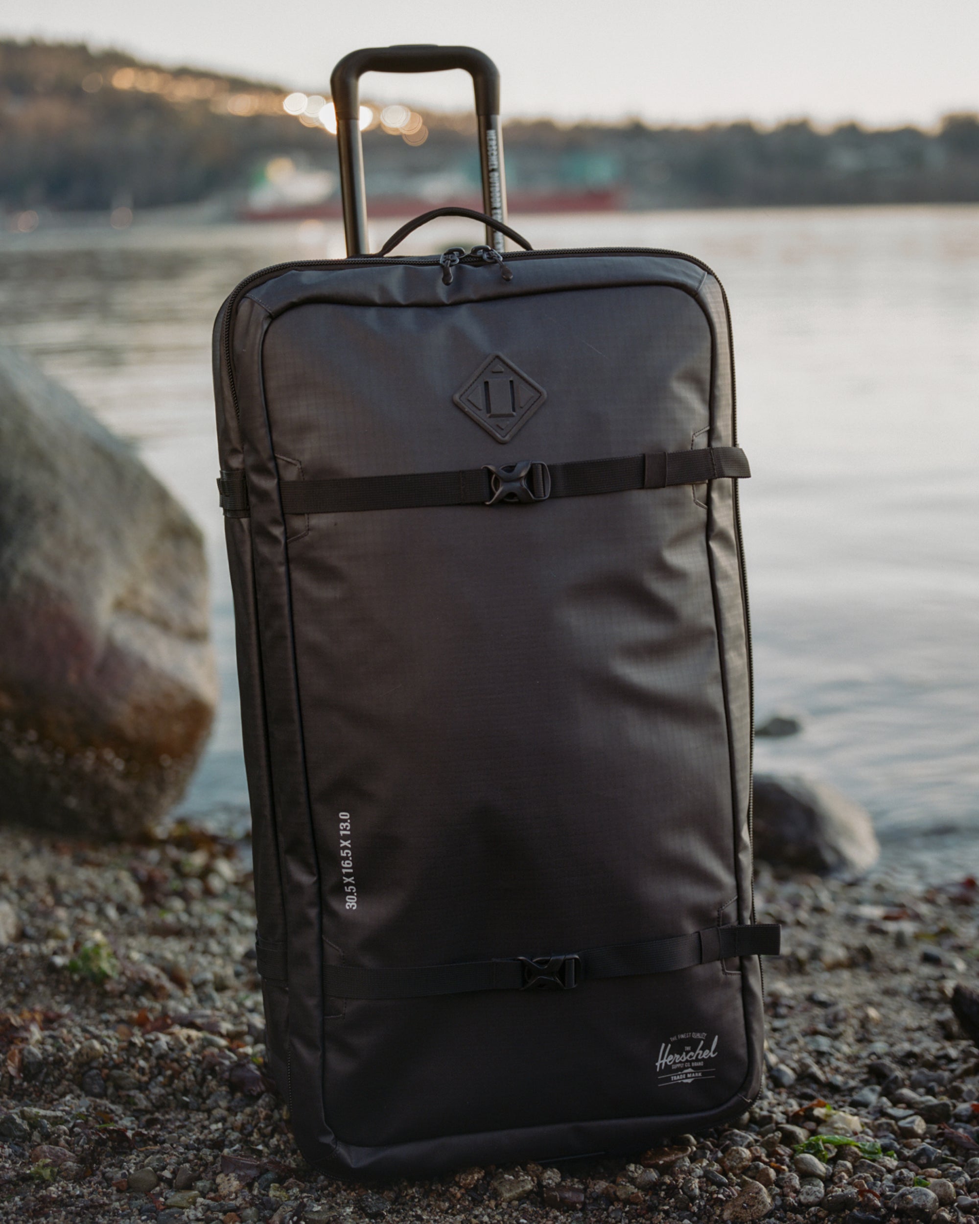 Hybrid-Shell Luggage