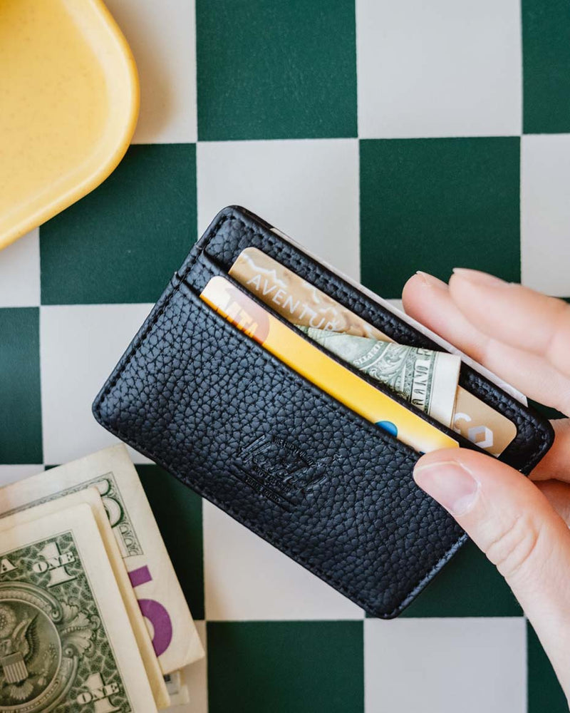 Herschel Charlie Cardholder size guide chart. Dimensions: 3 inches high by 4 inches wide.