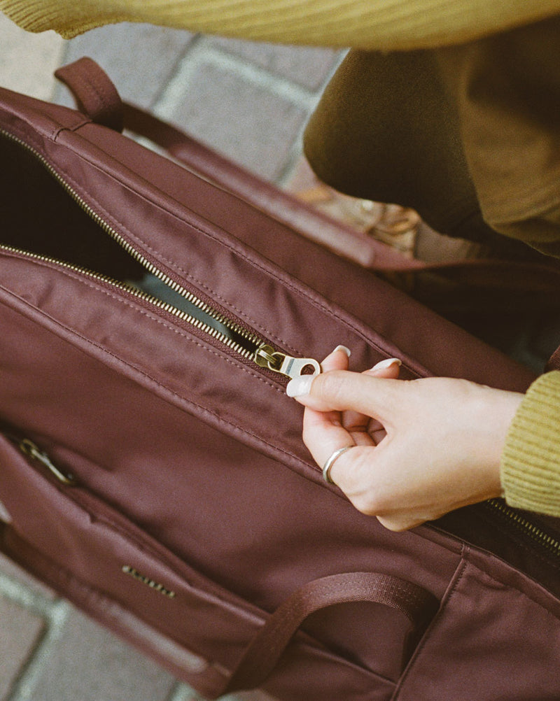 Herschel Supply Co Joana Tote Bag showing a collection of available product colors.