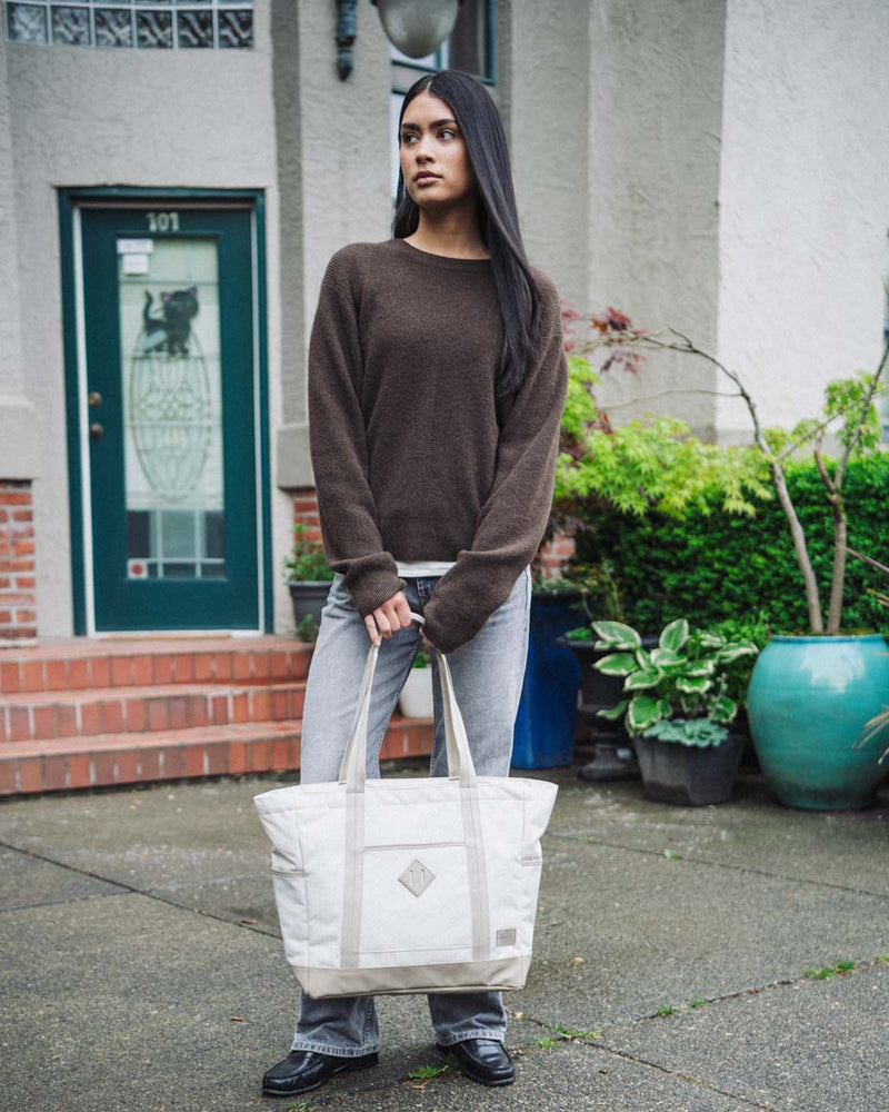 Herschel Heritage Tote Bag in Raven X.