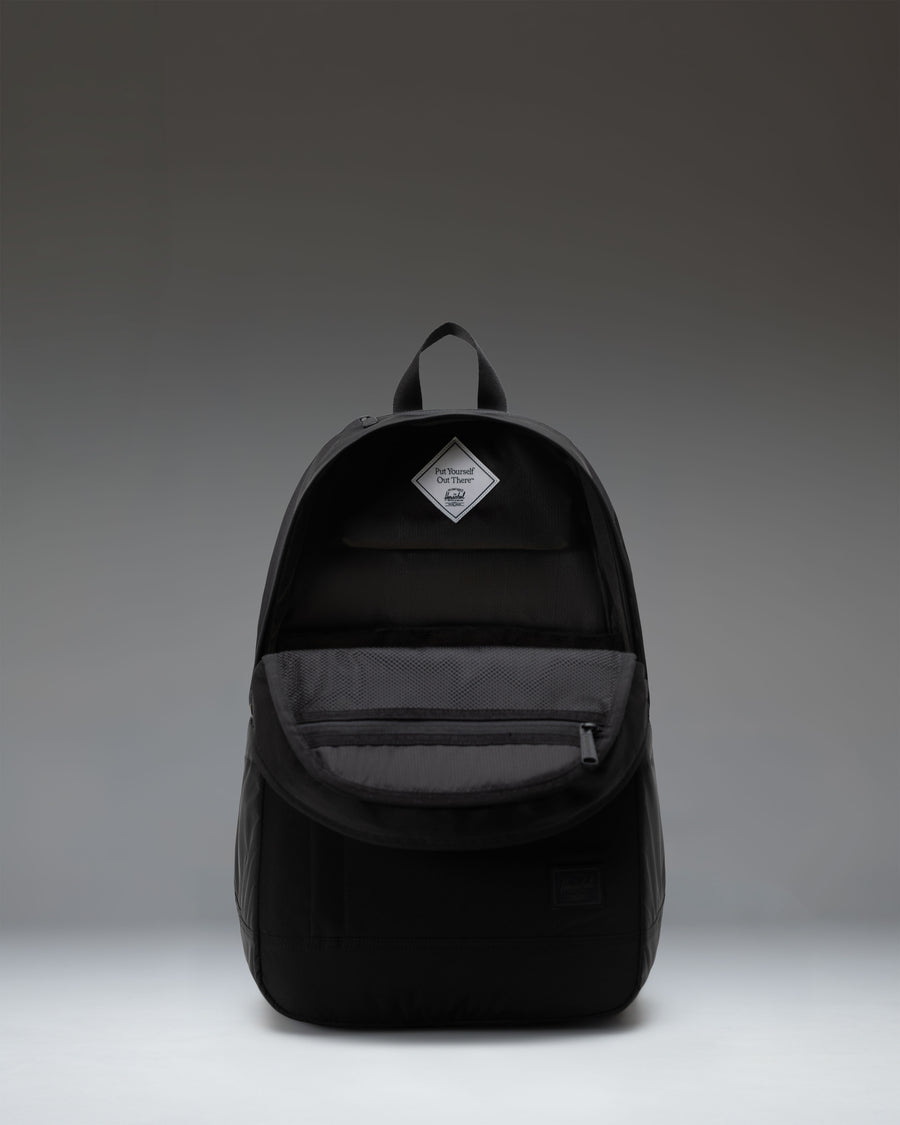 Herschel Seymour Backpack in black, featuring a clean and classic design perfect for everyday use.