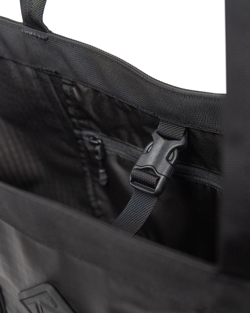 Herschel Supply Co All Season Gear Tote 33 L showing all available color options.