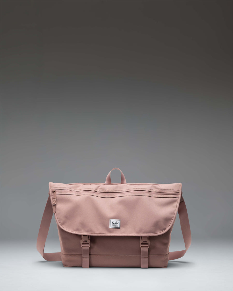 Herschel Supply Co. Cove Messenger bag in Ash Rose.