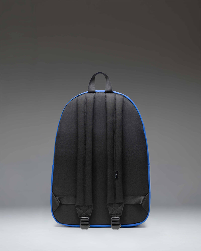 Herschel Classic XL Backpack Twill in Dazzling Blue, featuring a vibrant solid blue color, spacious main compartment, and front pocket.