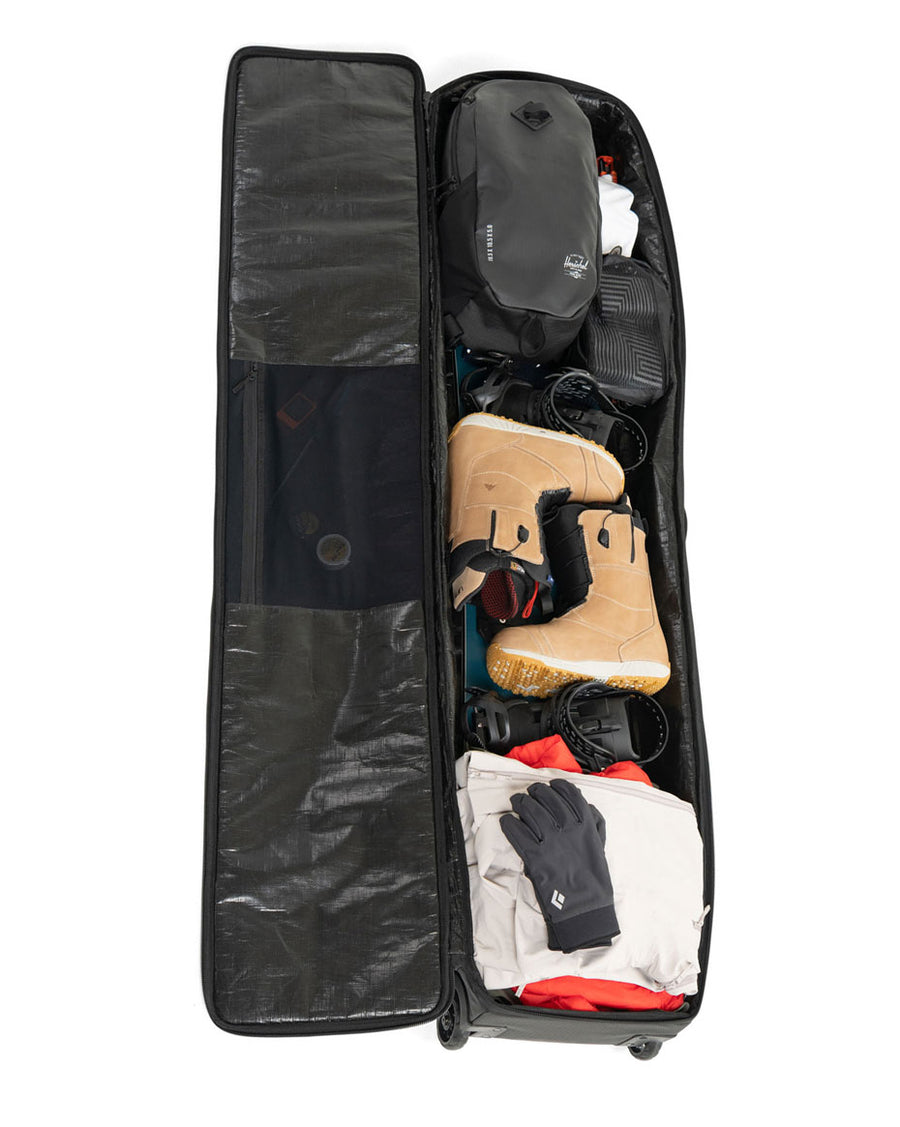 Herschel Supply Co. Snow Roller Bag 168cm featuring a selection of available color swatches.