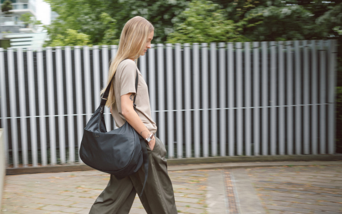 Yara Large Shoulder Bag